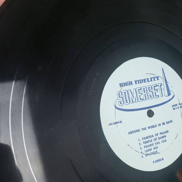 Around the World in 80 Days Vinyl Record - Picture 11 of 16